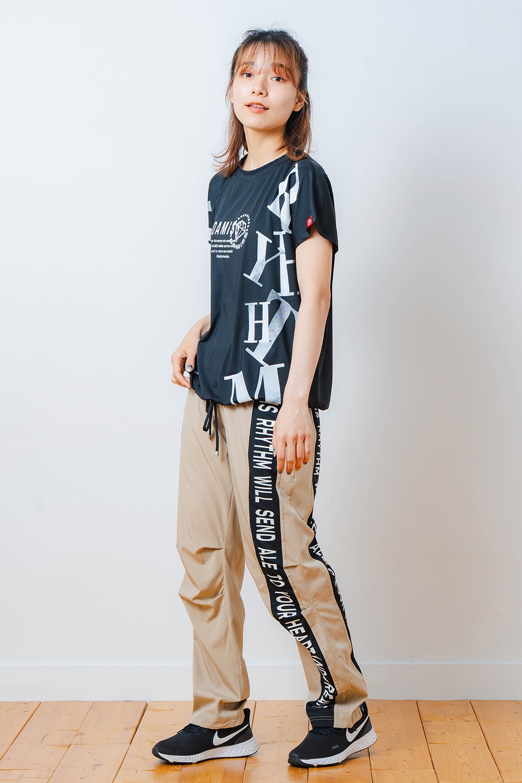 グラデーションテキスト Tシャツ ブラック 1534-1449