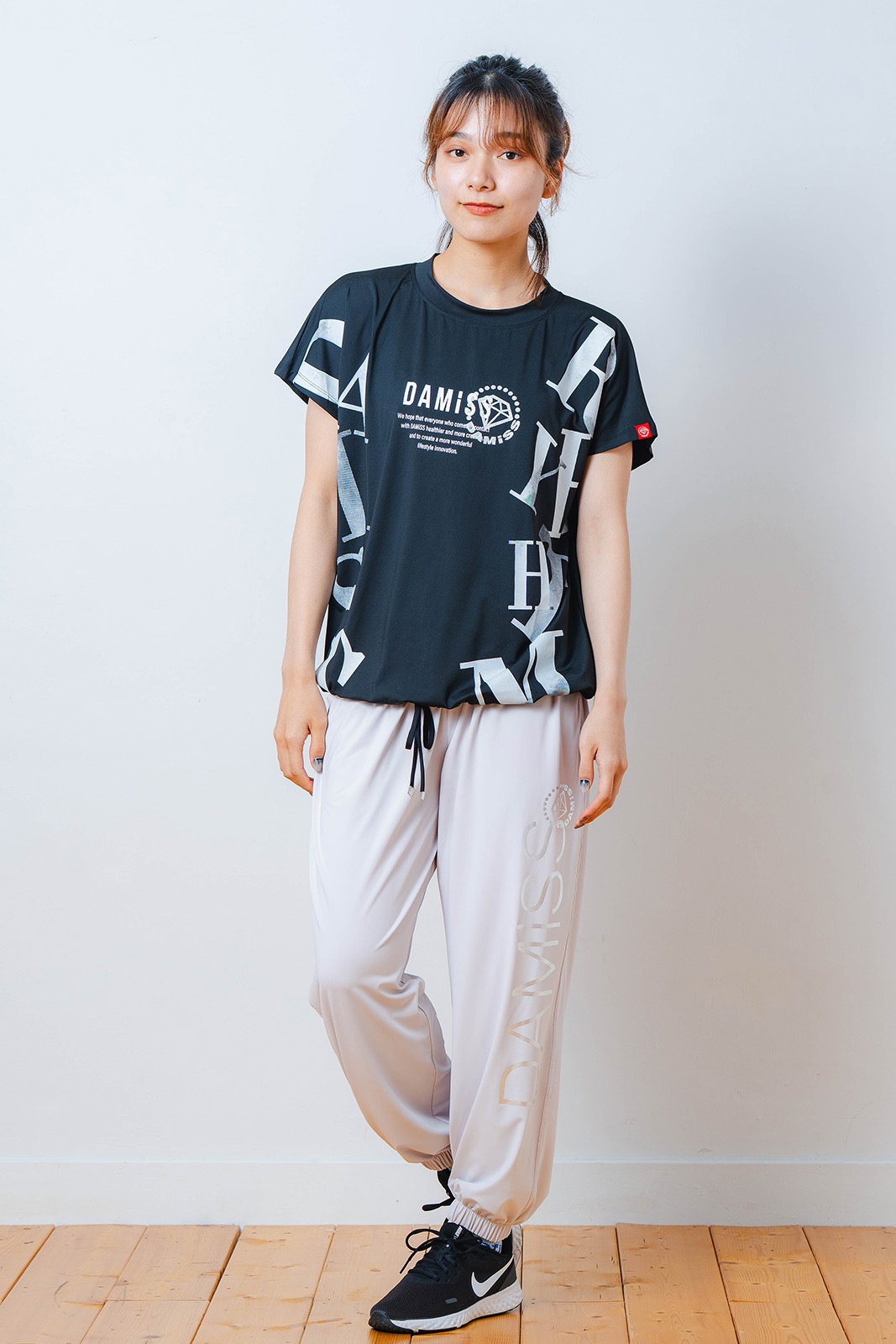 グラデーションテキスト Tシャツ ブラック 1534-1449