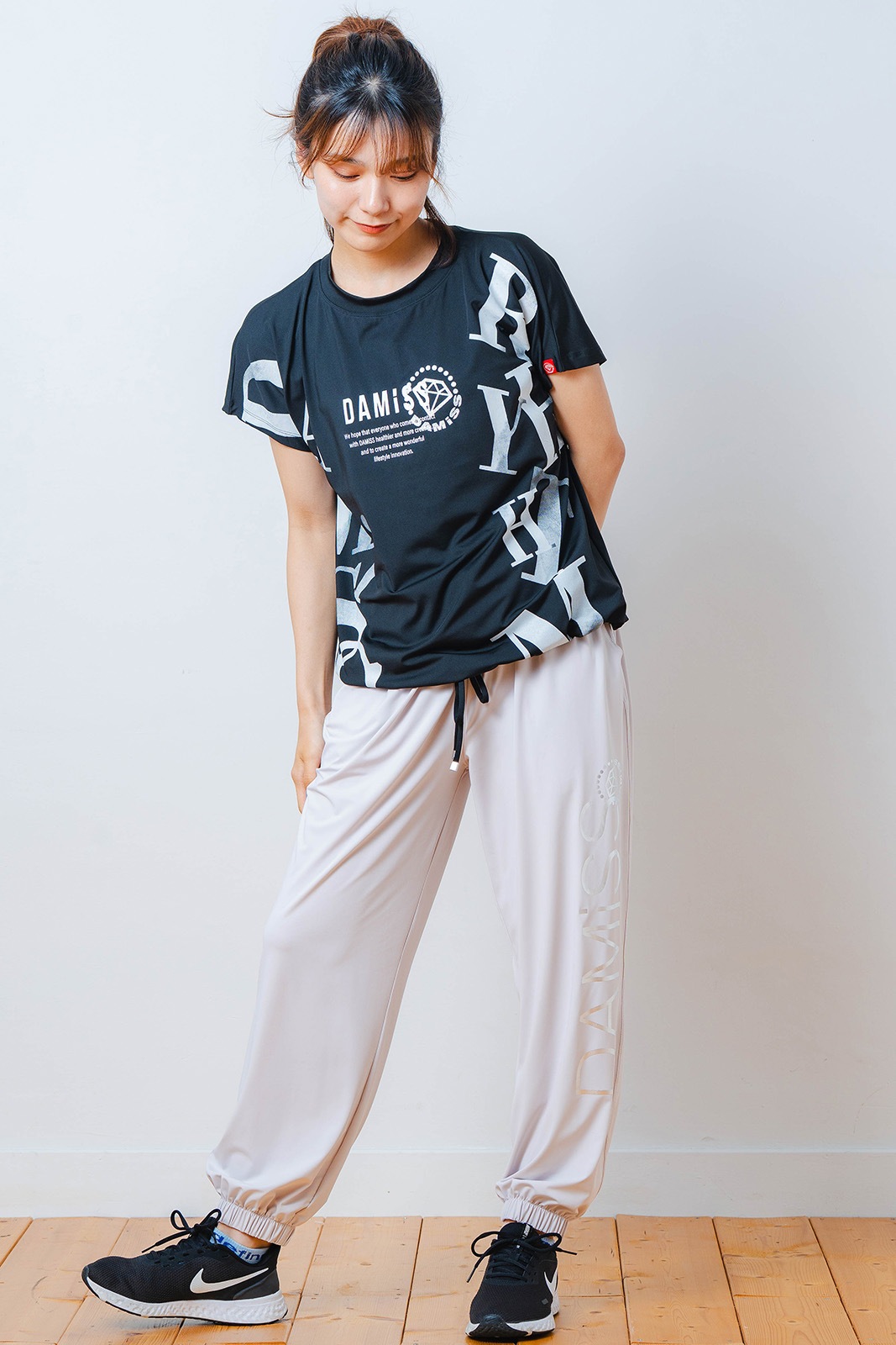 グラデーションテキスト Tシャツ ブラック 1534-1449