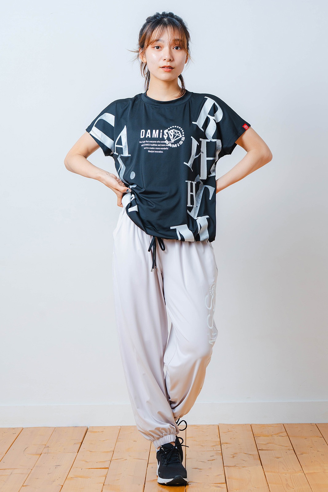 グラデーションテキスト Tシャツ ブラック 1534-1449