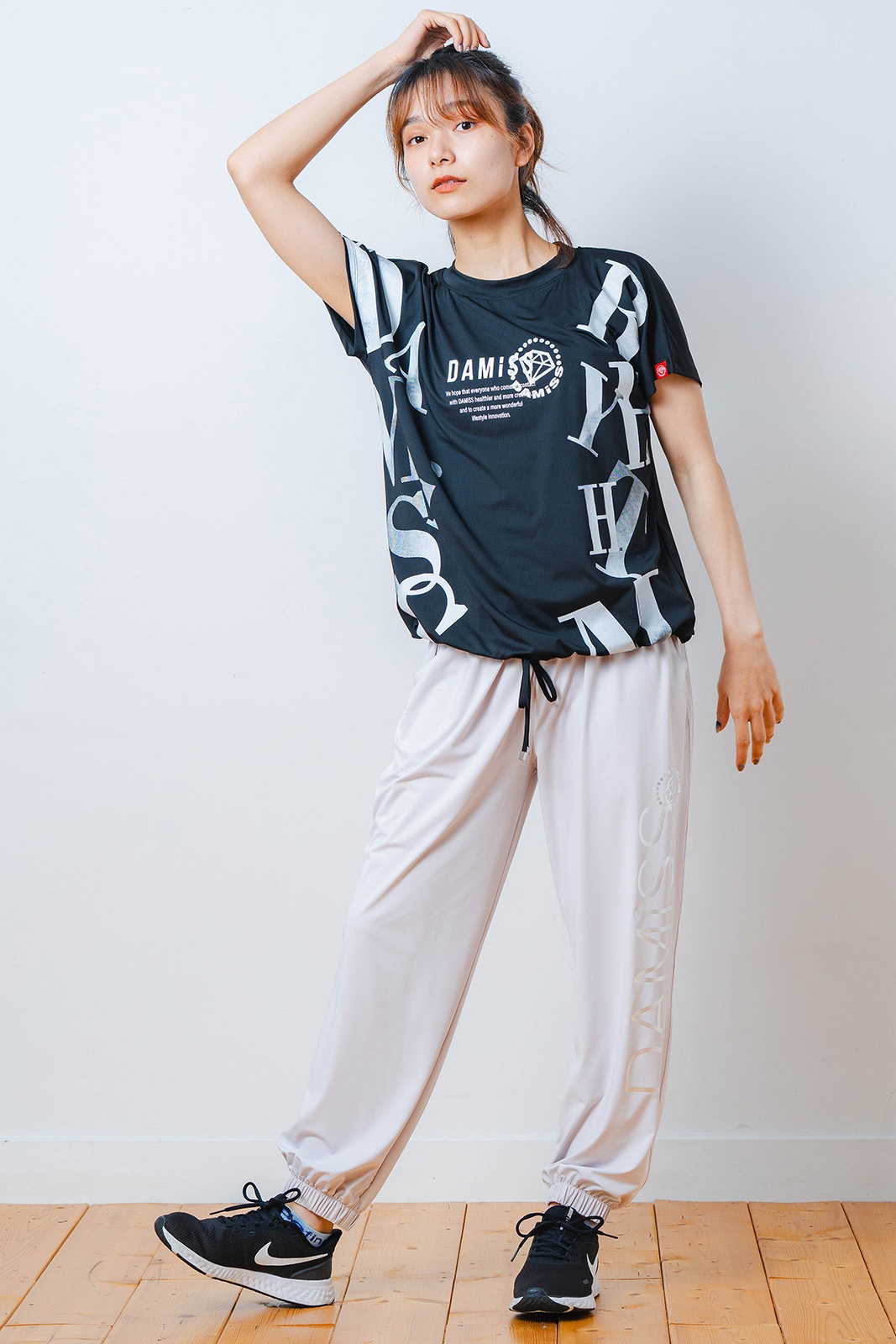 グラデーションテキスト Tシャツ ブラック 1534-1449