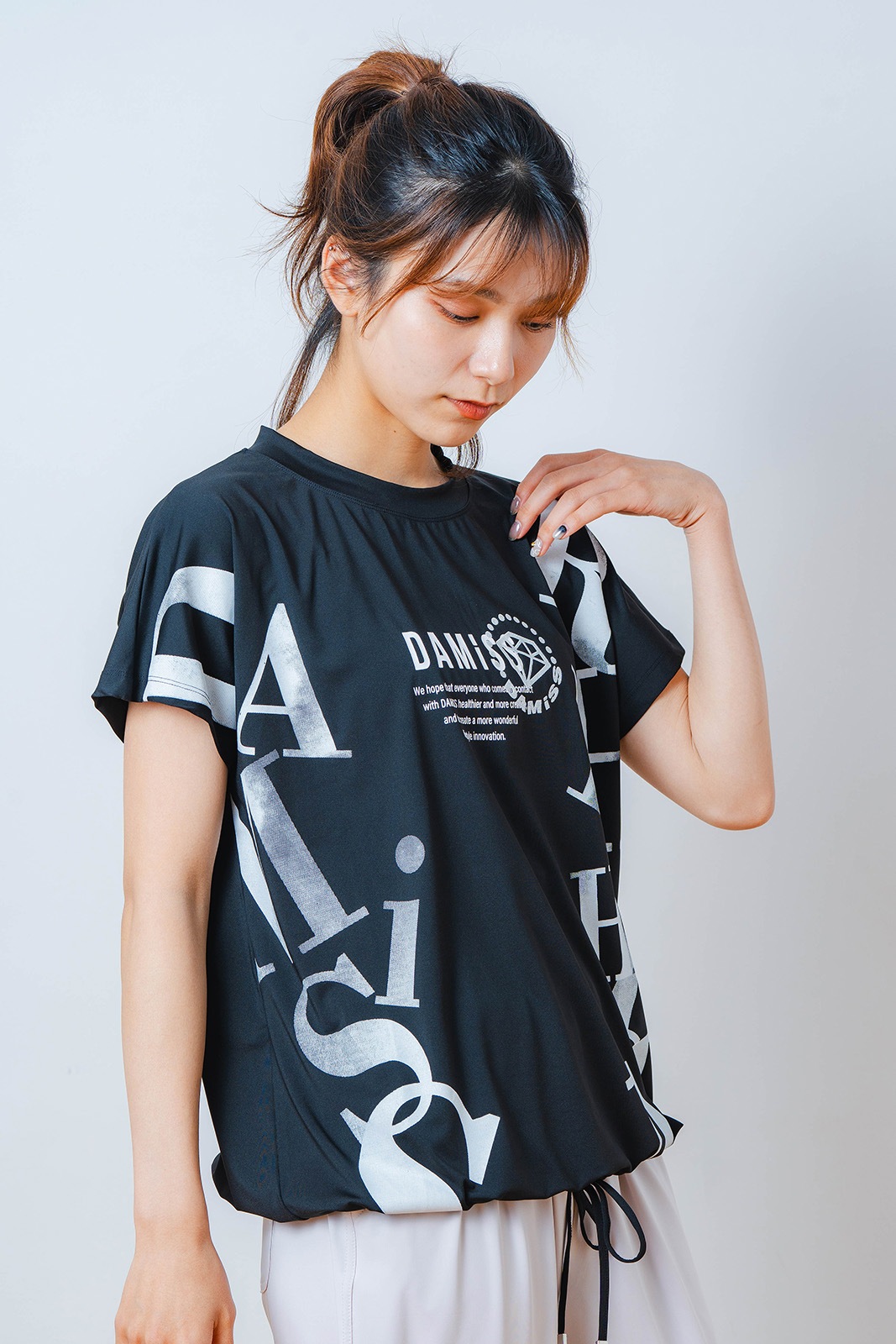 グラデーションテキスト Tシャツ ブラック 1534-1449