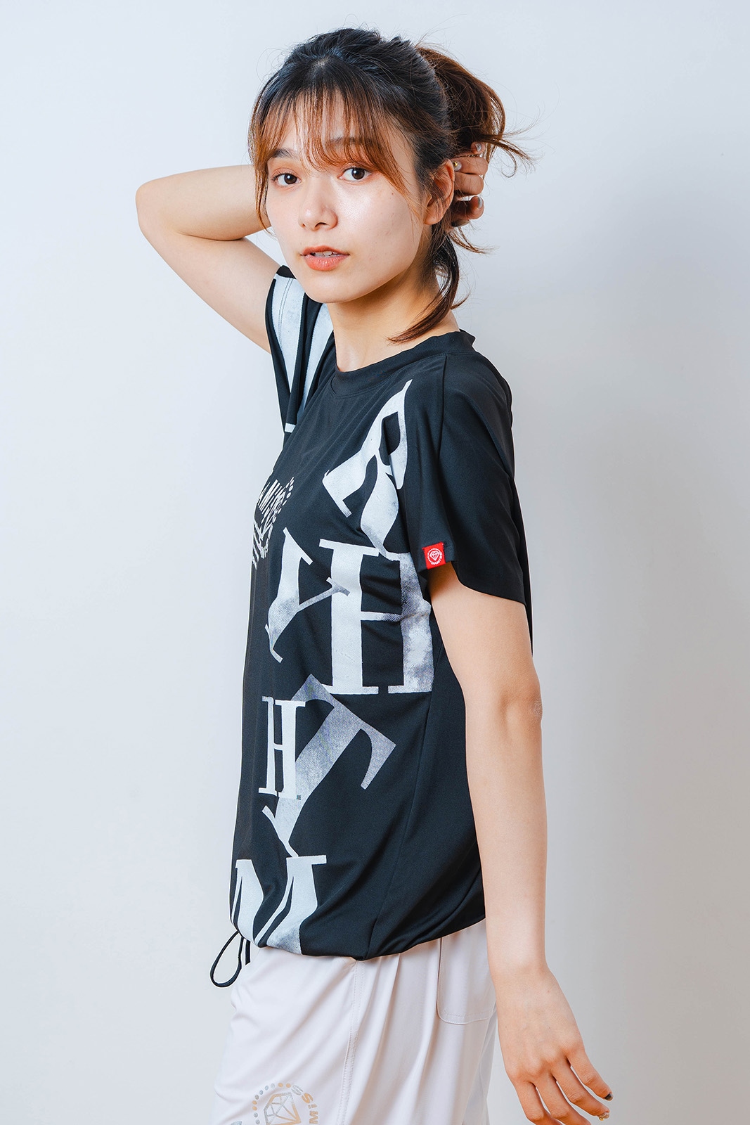 グラデーションテキスト Tシャツ ブラック 1534-1449