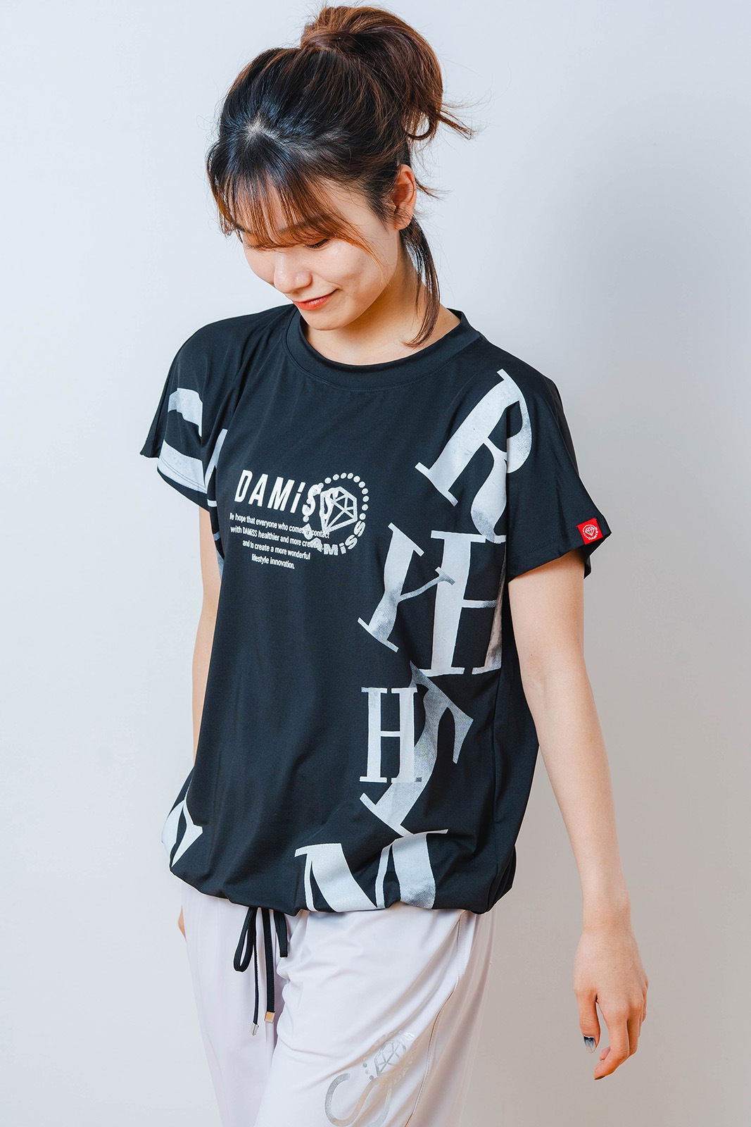 グラデーションテキスト Tシャツ ブラック 1534-1449