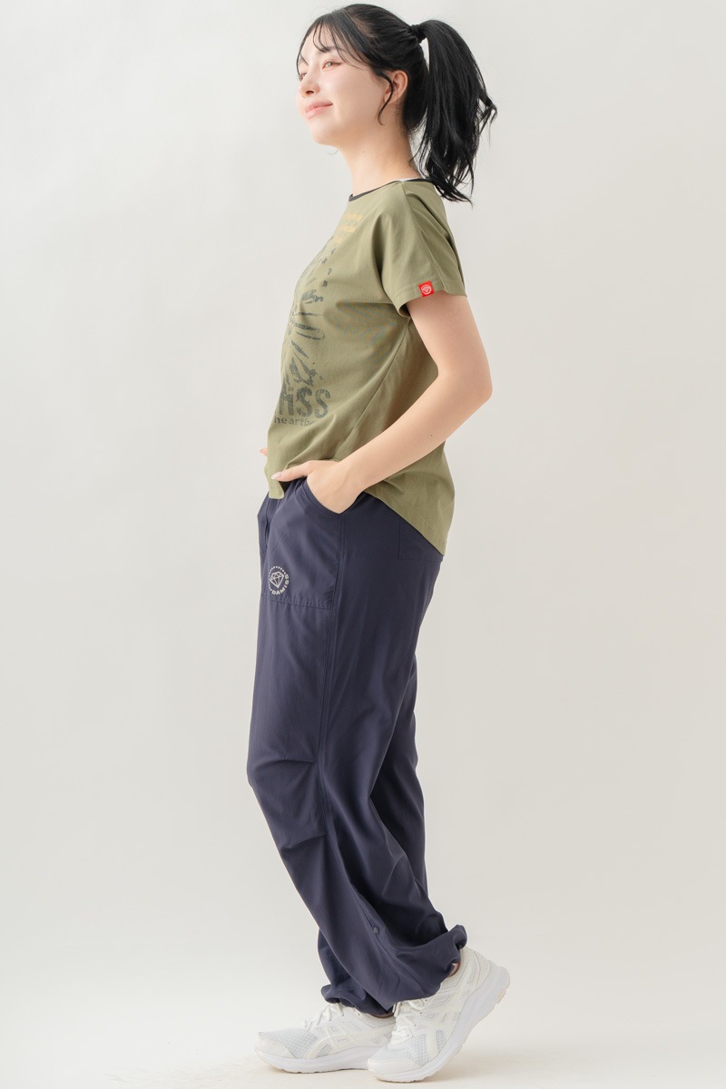 【先行割10％OFF】　ULTRA AIRY ワイドパンツ ネイビー 1632-1485【8/17まで】