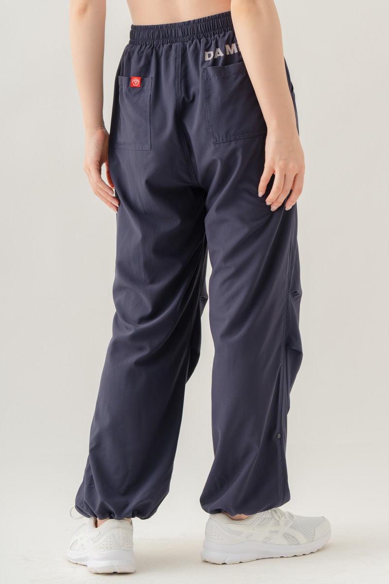 【先行割10％OFF】　ULTRA AIRY ワイドパンツ ネイビー 1632-1485【8/17まで】