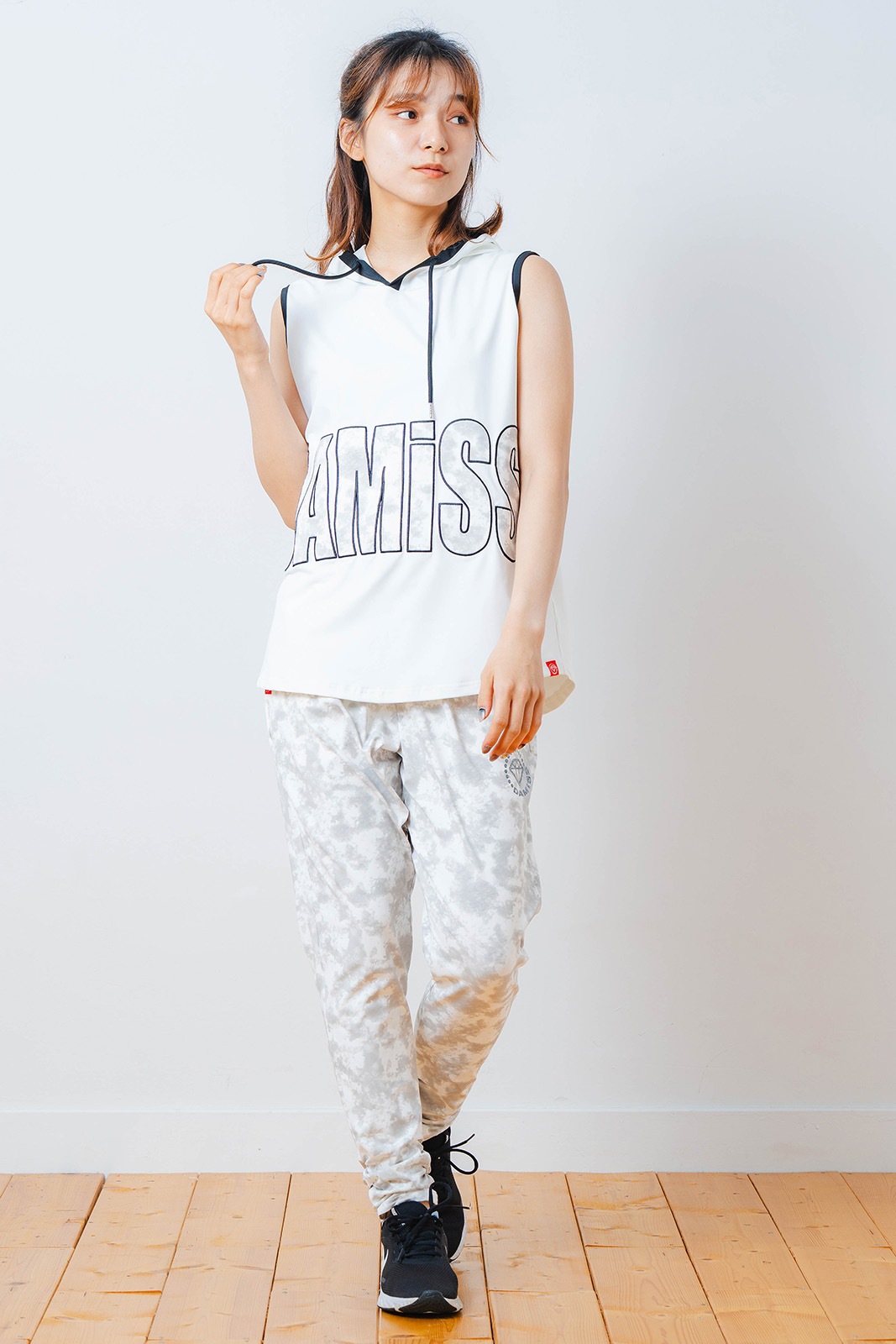 パッチワークフード タンクトップ ホワイト 1533-1453 