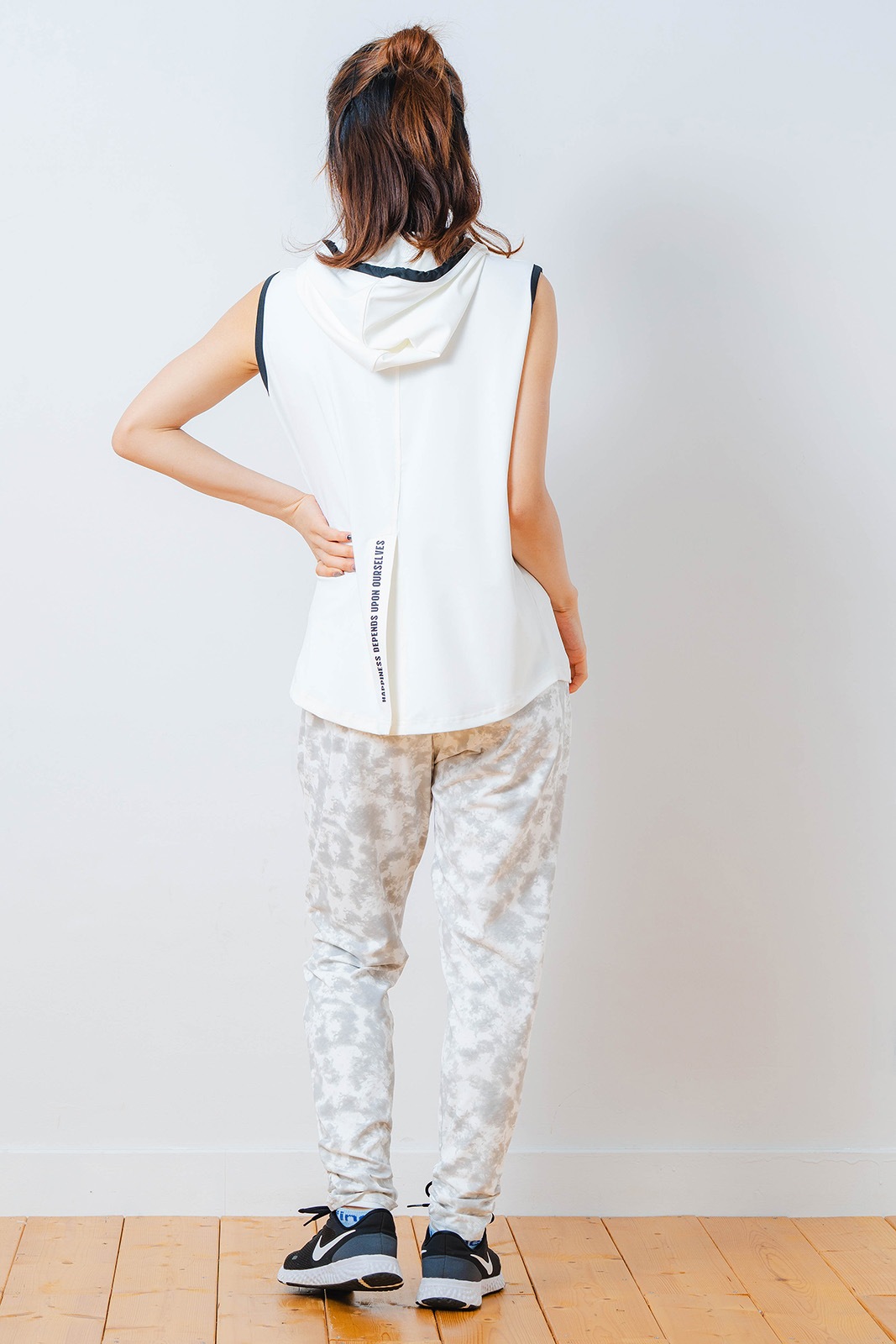 パッチワークフード タンクトップ ホワイト 1533-1453 