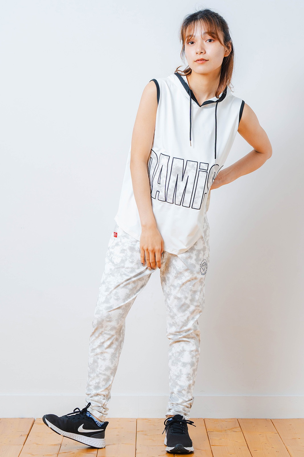 パッチワークフード タンクトップ ホワイト 1533-1453 