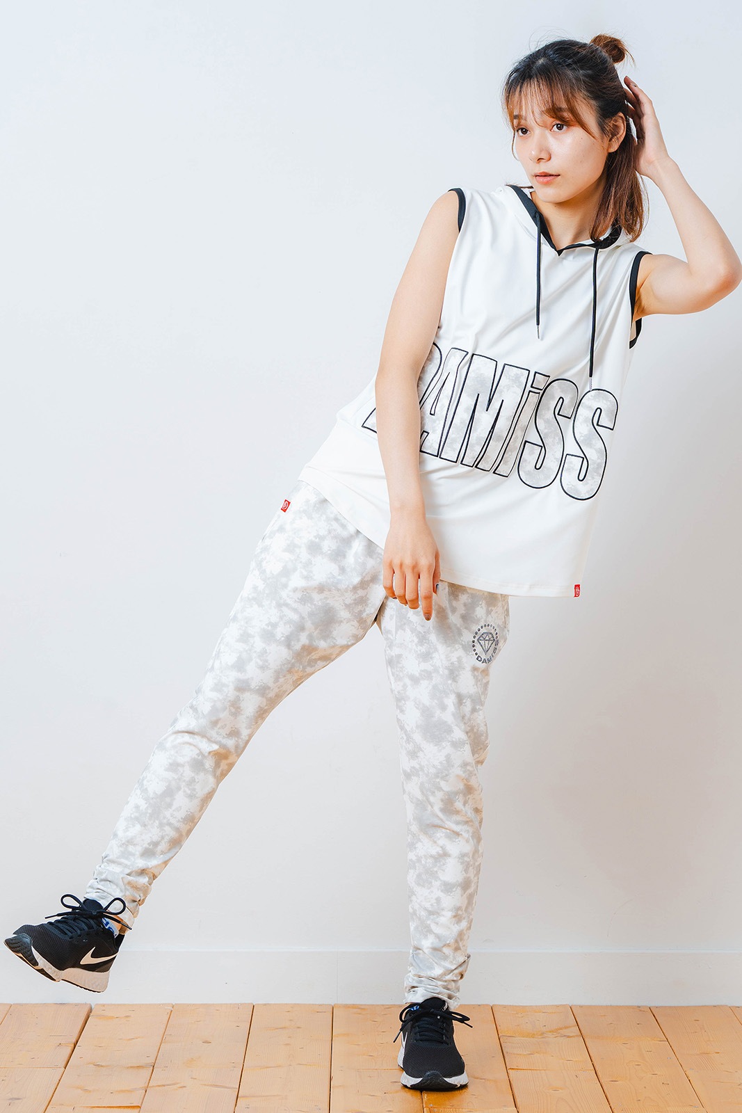 パッチワークフード タンクトップ ホワイト 1533-1453 