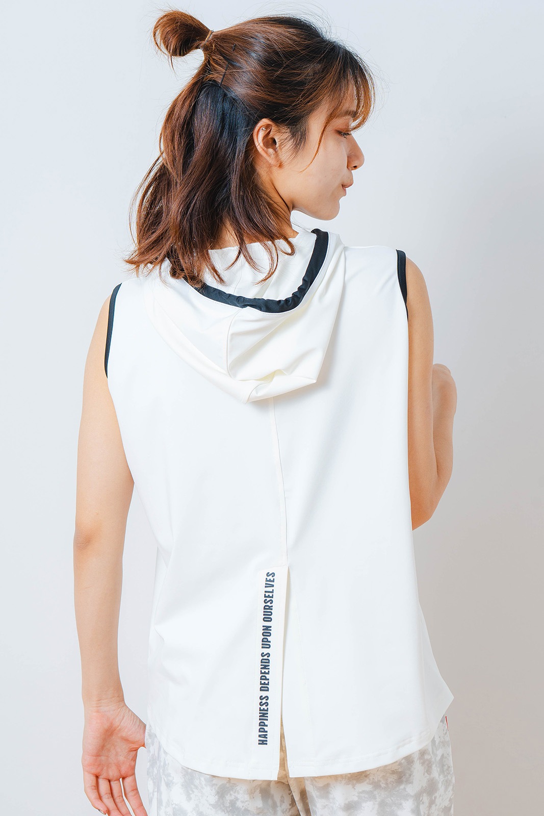 パッチワークフード タンクトップ ホワイト 1533-1453 
