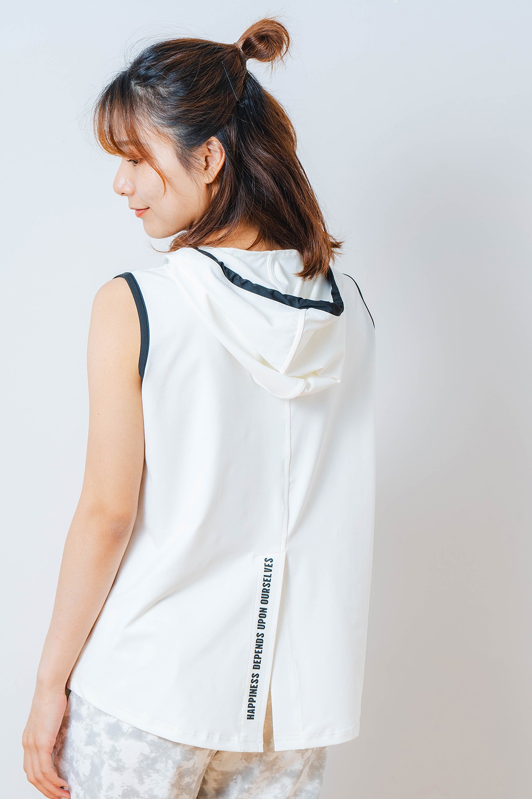 パッチワークフード タンクトップ ホワイト 1533-1453 