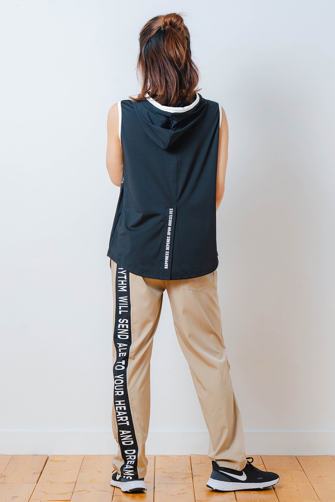 パッチワークフード タンクトップ ブラック 1533-1453