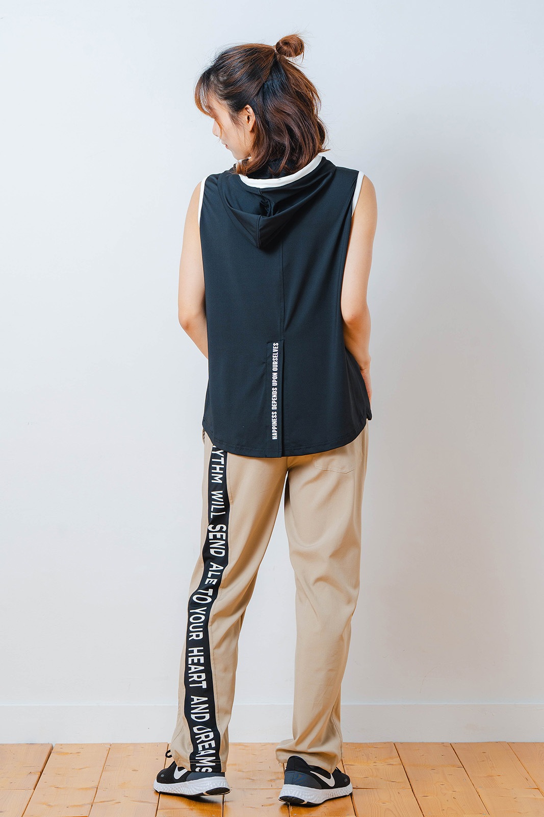 パッチワークフード タンクトップ ブラック 1533-1453