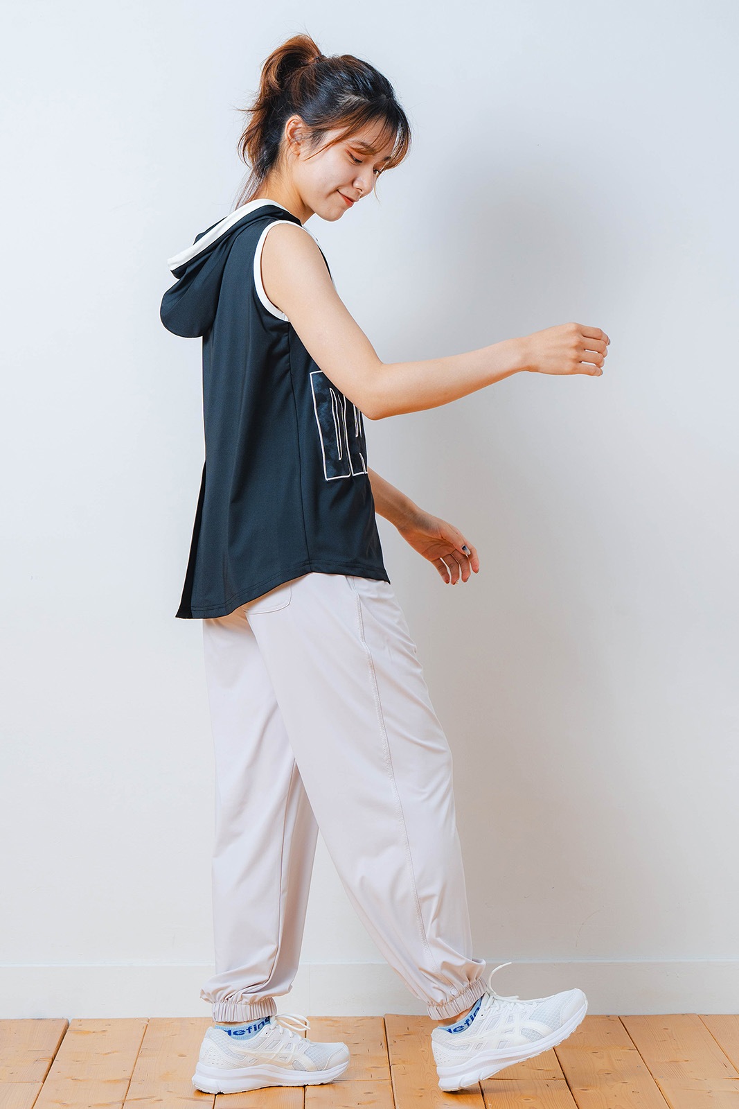 パッチワークフード タンクトップ ブラック 1533-1453