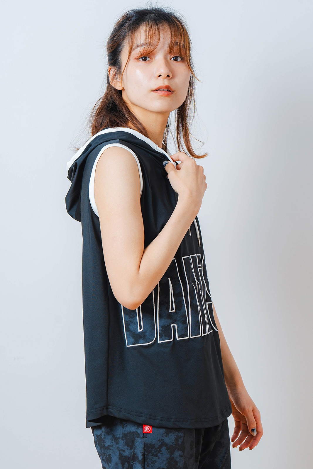 パッチワークフード タンクトップ ブラック 1533-1453