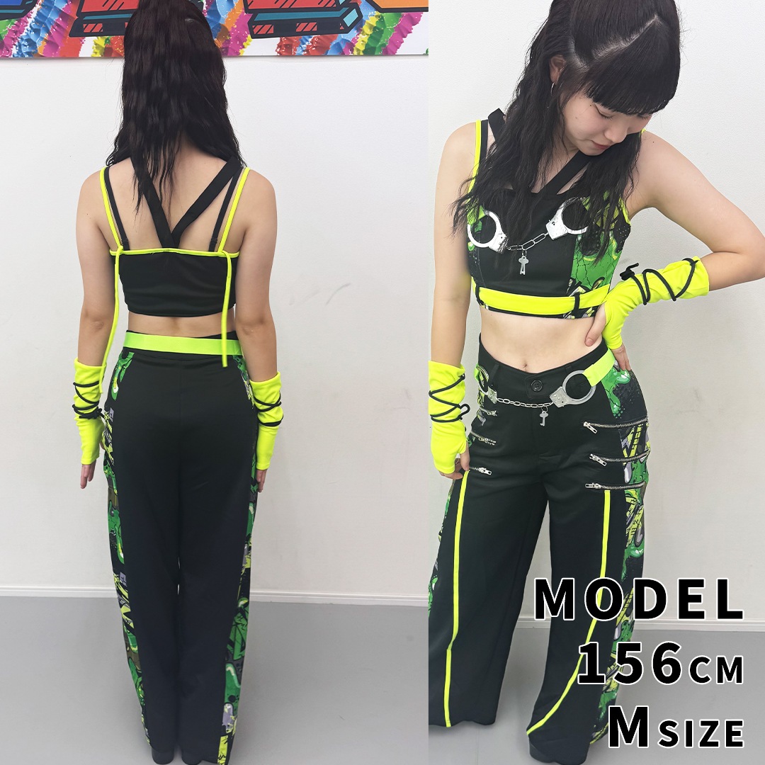 ダンス衣装30点以上まとめ売り ダンス衣装30点以上まとめ売り