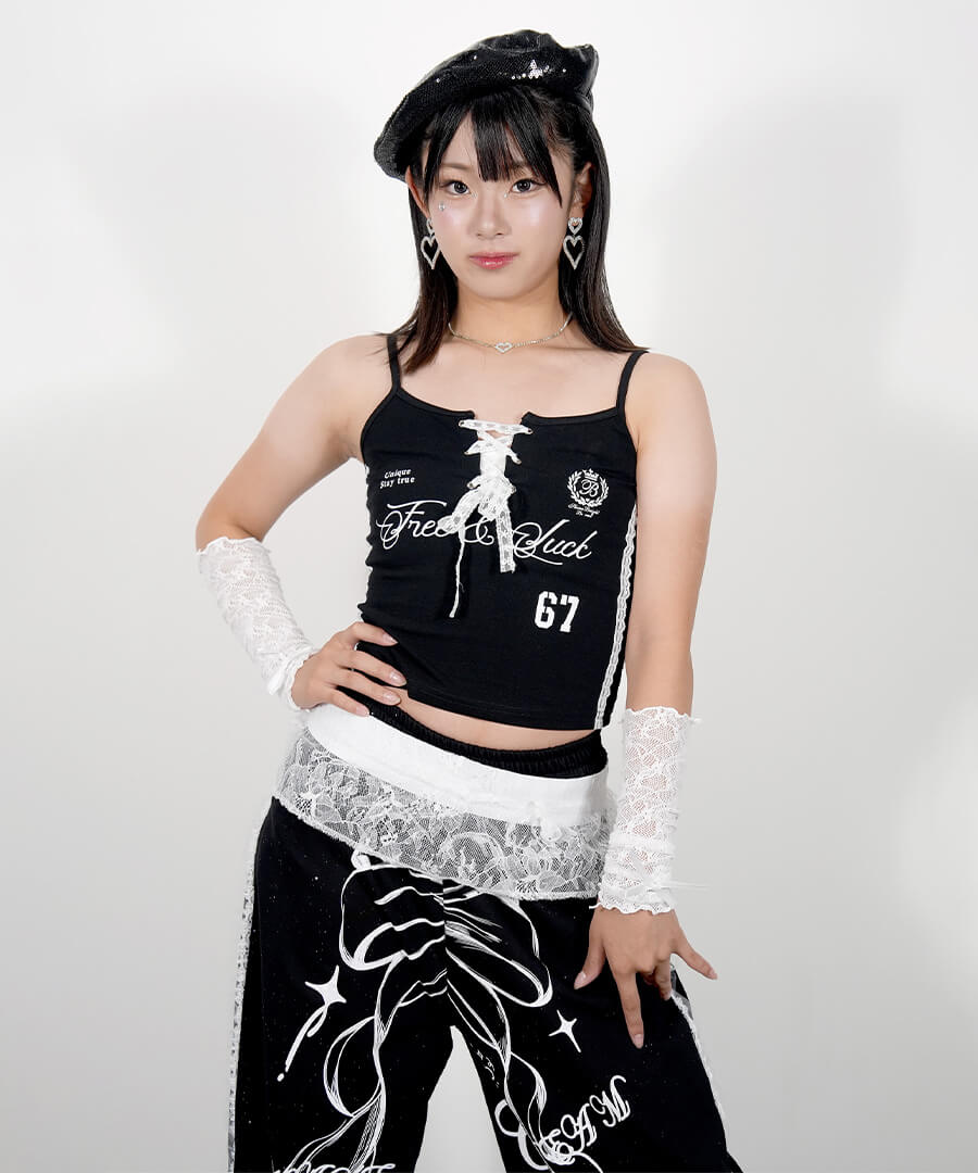 黒服のダンス ダンス衣装専門店ダンスクロス
