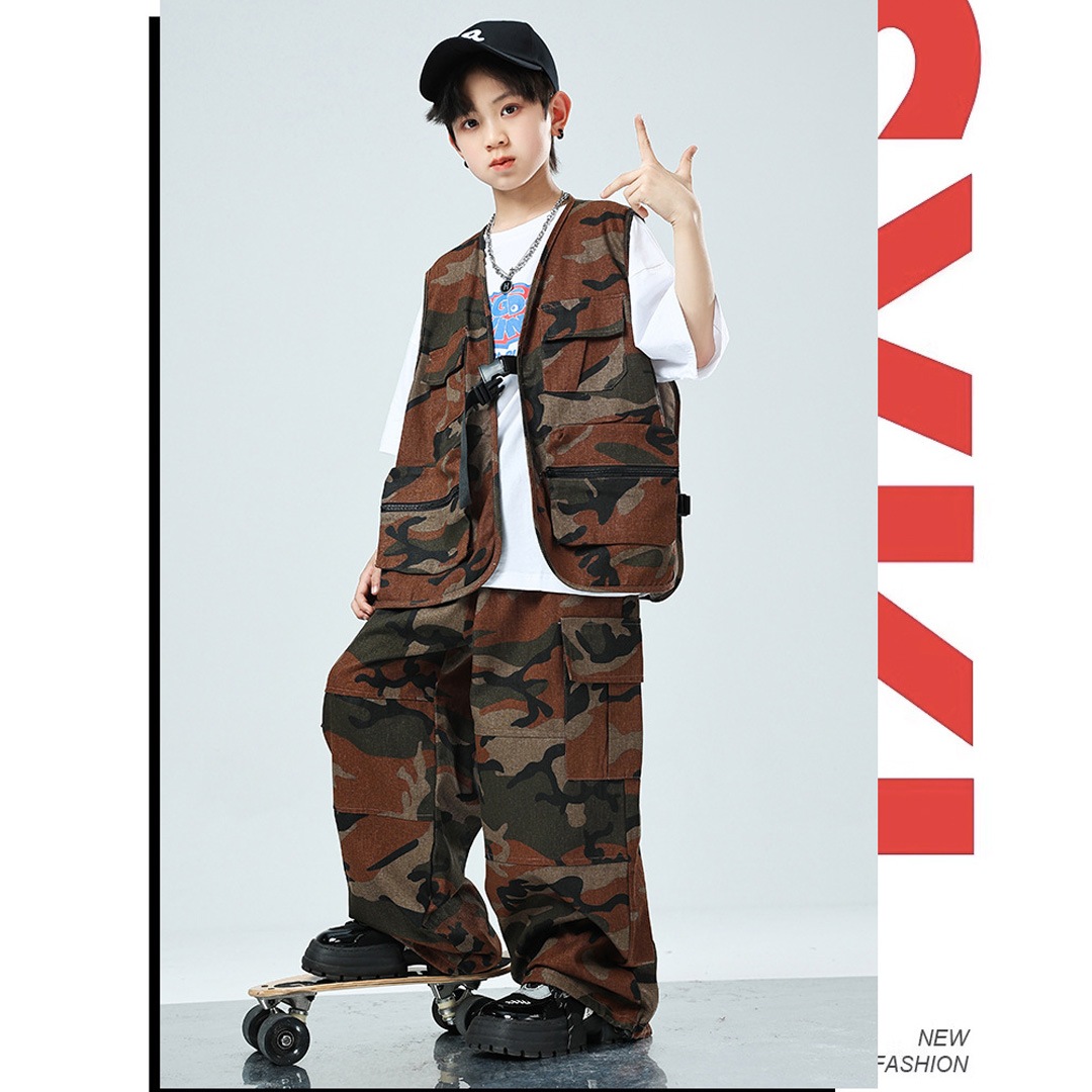 【Mサイズ】新品　JOAN社交ダンス ボタニカル柄デザインカットソー緑ｊ9066 Mサイズ】JOAN社交ダンス ボタニカル柄デザインカットソーグリーンj9066