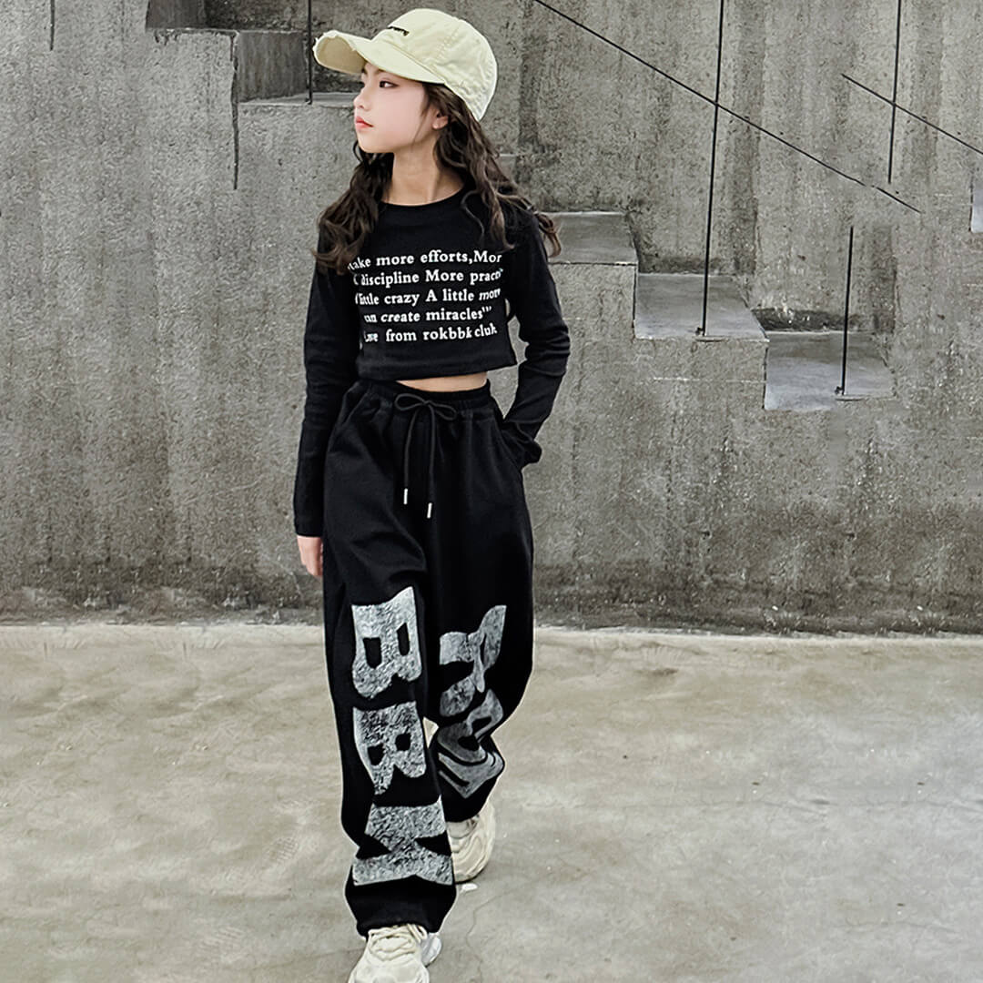 かえで BABYMONSTER スウェットパンツ 0d461821f1cd1a05ea7ff67cb0fc2-