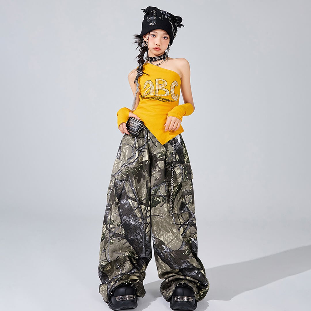 ダンス衣装30点以上まとめ売り be067zb_1.jpg