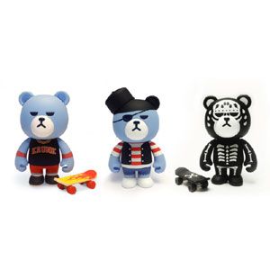先払いのみ） 韓国スターグッズ KRUNK ART TOY COLLECTION YGベア