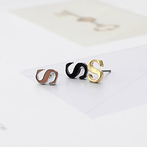 �ڹ񥹥��������������꡼ INFINITE�ʥ���ե��˥åȡˤΥ��󥮥�st �����饤�� �ԥ��� EARRING�ʤФ����/3��1���