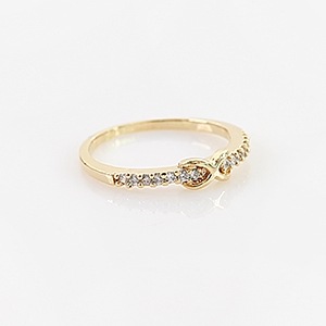 �ڹ񥢥������꡼ �����å��� ��ܥ� ��� RING ���ء�9��1���