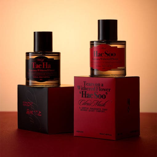 【新品未開封】 枯れた花に涙を 香水 購入特典 セット 先払いのみ）韓国キャラクターグッズ 「枯れた花に涙を」 公式グッズ