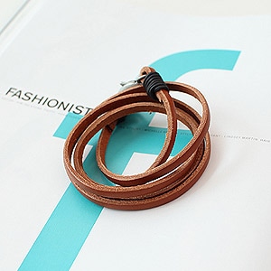 韓国スター・アクセサリー JYJのジュンスst スリム皮