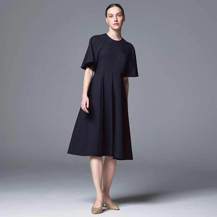 ワンピース 半袖 DOM-0041 女性用 医療 白衣 看護師 医師 ドクター クリニック 病院 エステ レディース 高級感 上質 ストレッチ 制電 制菌 吸汗速乾 UNITE DIVISION OF ME ユナイト クリーム ネイビー グレー