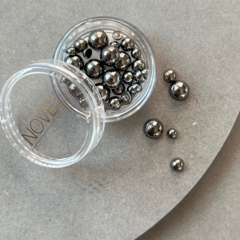 在庫限り廃盤【NOVEL】エミスフェール(メタルブラック)