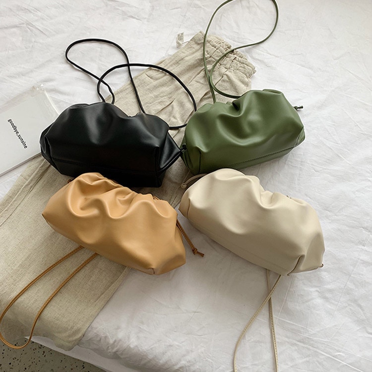 ふわふわギャザー ポーチ ショルダーバッグ