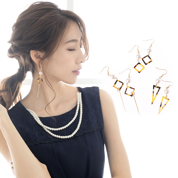 べっ甲とパールのゆらゆらピアス イヤリング