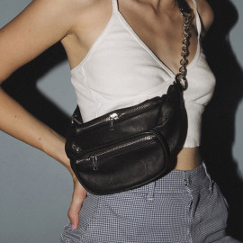 斜め掛け PUレザー チェーン ボディバッグ