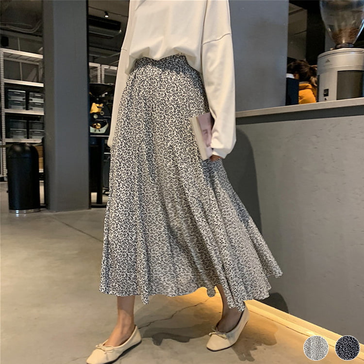 セミロング丈 花柄 フレアスカート