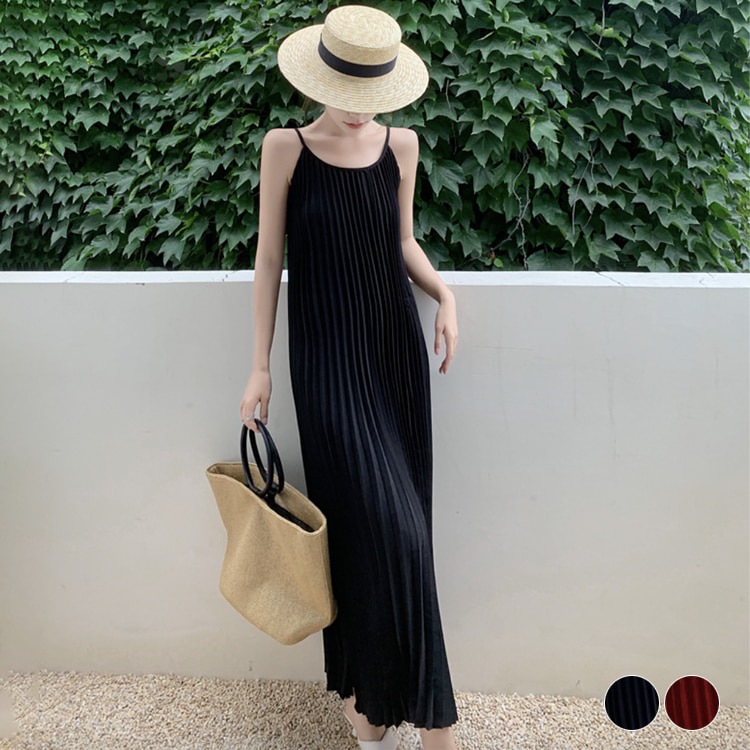 すとんと落ちる プリーツデザイン ロングワンピース