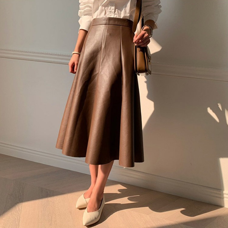 ミモレ丈 フレアライン フェイク レザースカート