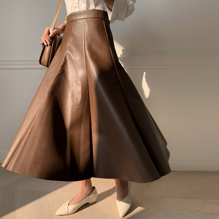 ミモレ丈 フレアライン フェイク レザースカート