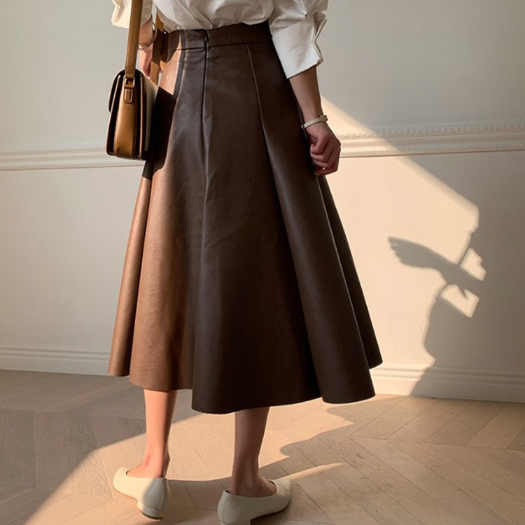 ミモレ丈 フレアライン フェイク レザースカート