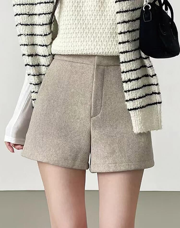 台形 シルエット 秋 冬 ショートパンツ