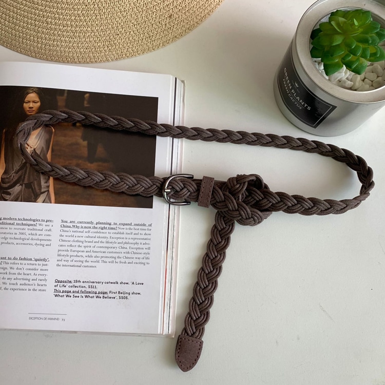 おしゃれな 編み込み 細ベルト