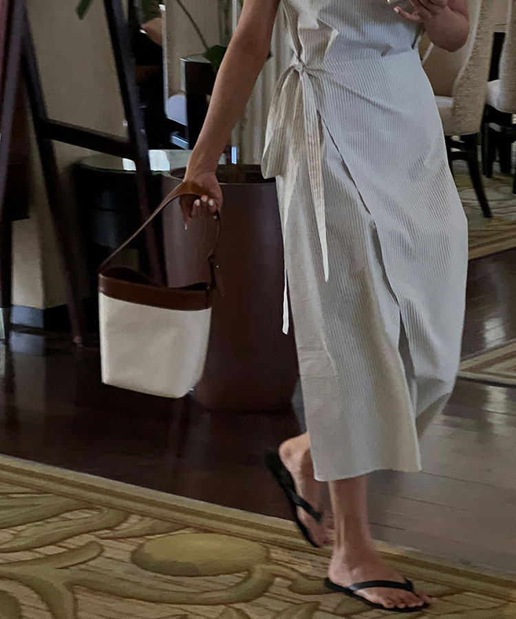 ストライプ柄 ミモレ丈 ラップ キャミソールワンピース

