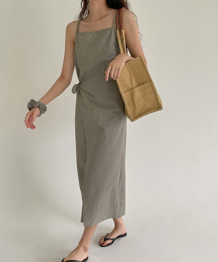 ストライプ柄 ミモレ丈 ラップ キャミソールワンピース

