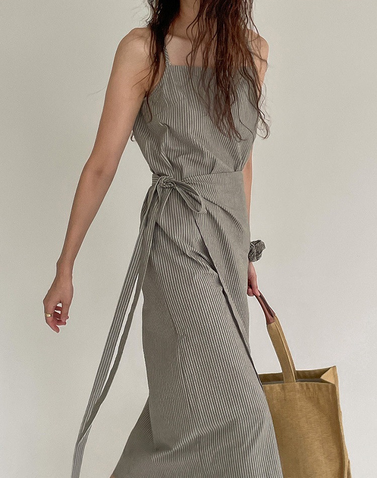 ストライプ柄 ミモレ丈 ラップ キャミソールワンピース

