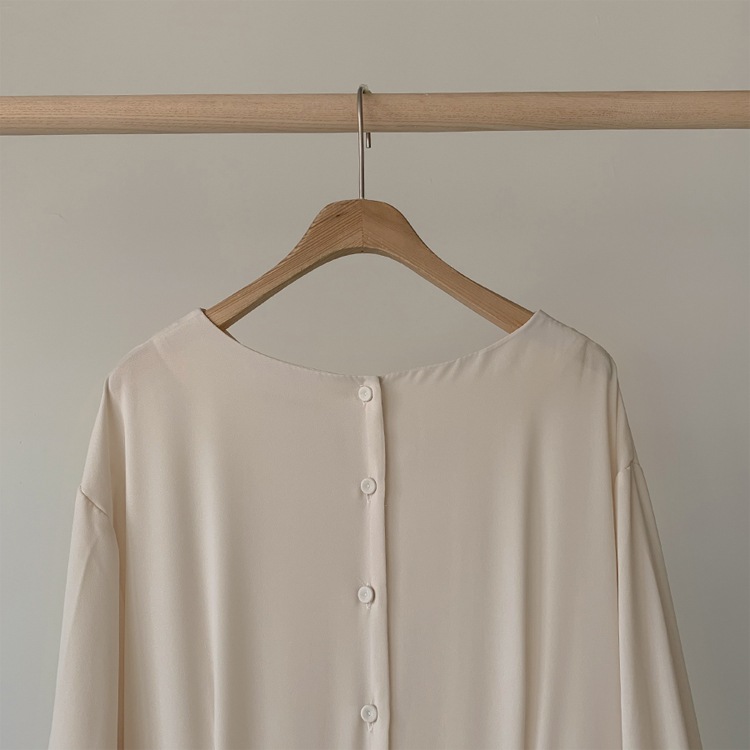 バックボタン アシンメトリー ロングワンピース