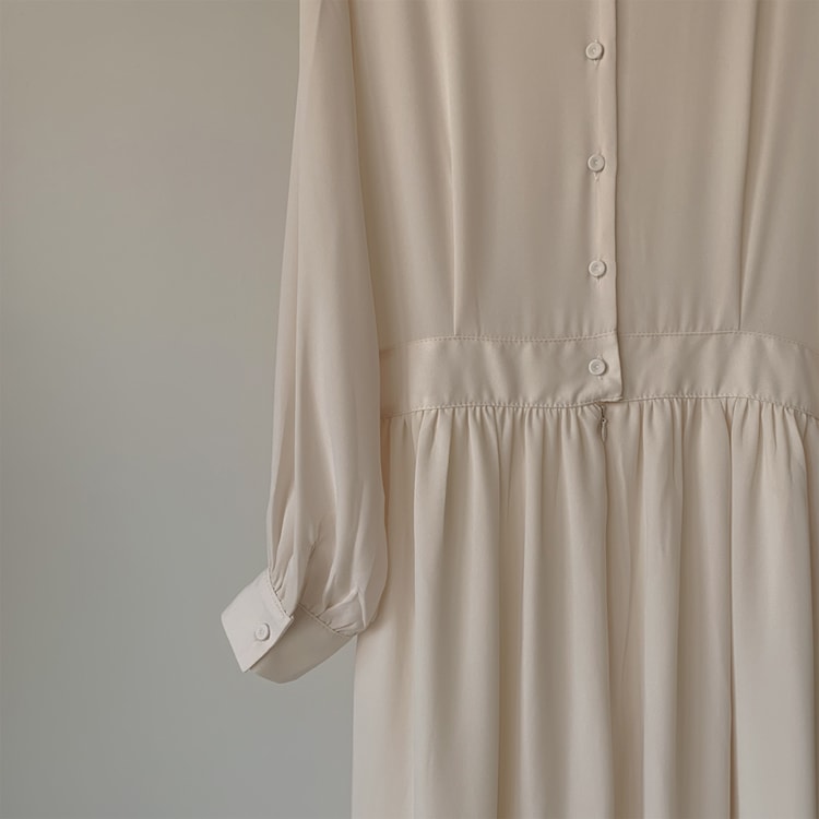 バックボタン アシンメトリー ロングワンピース