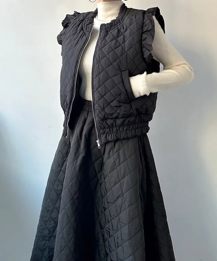 ダイヤ 切り替え キルティング フリル袖 ベスト

