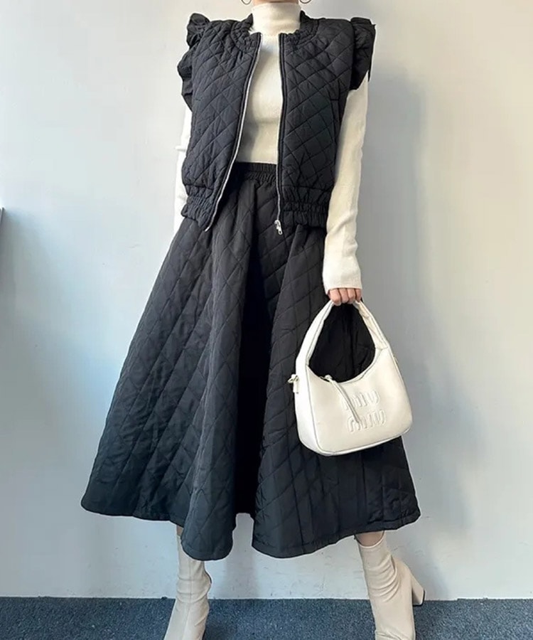 ダイヤ 切り替え キルティング フリル袖 ベスト

