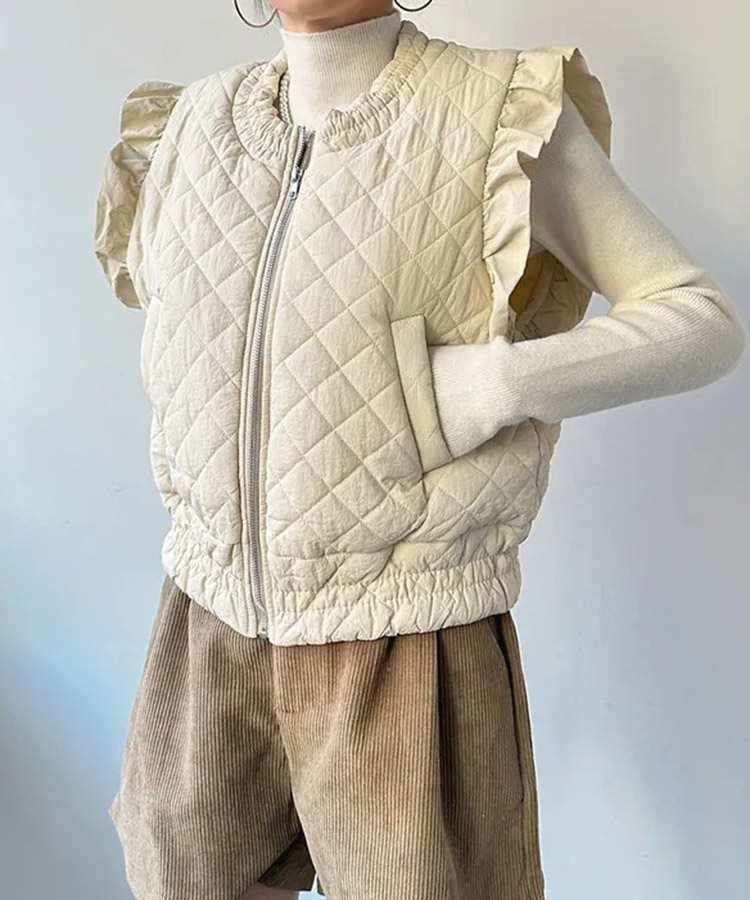 ダイヤ 切り替え キルティング フリル袖 ベスト

